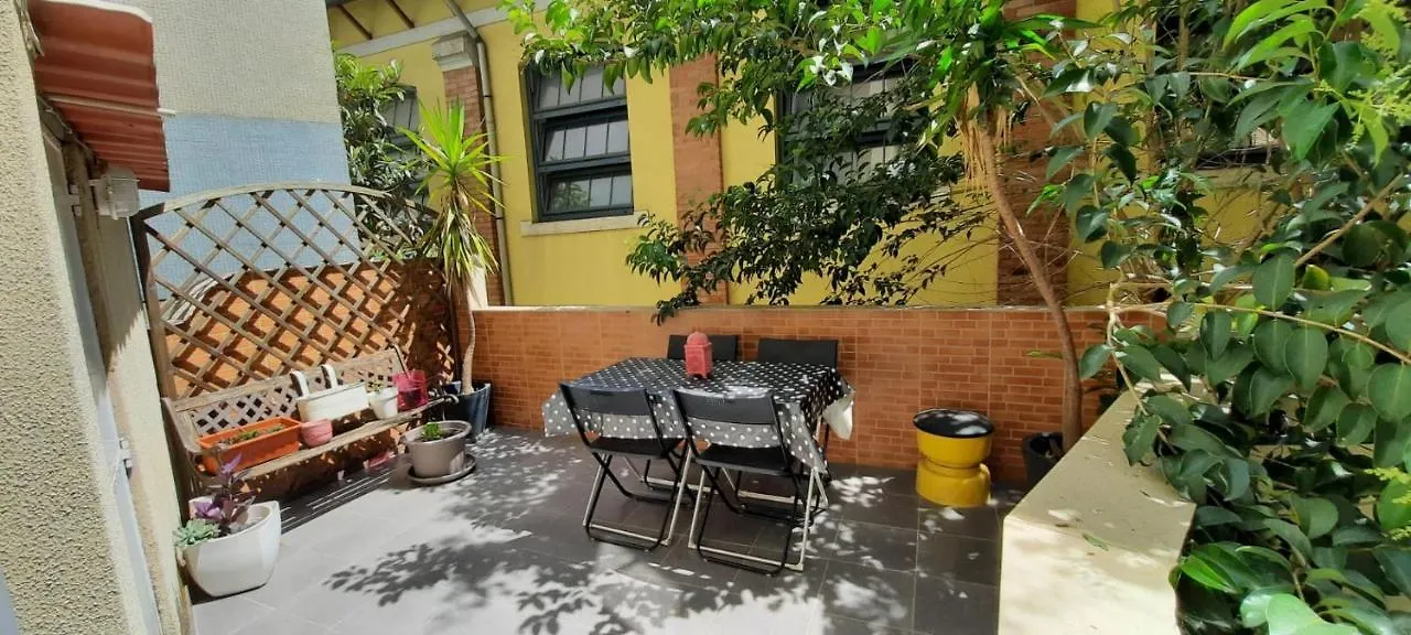 Sunny Terrace Apt, Close To Downtown! 2 Bedroom Flat Lisbon