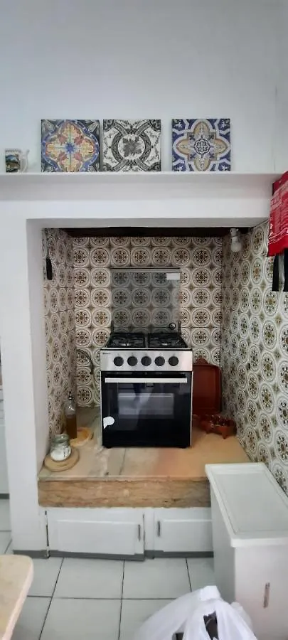 Sunny Terrace Apt, Close To Downtown! 2 Bedroom Flat Lisboa