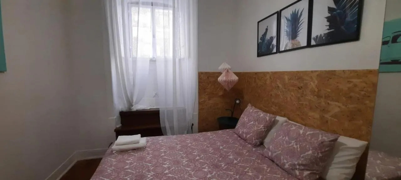Sunny Terrace Apt, Close To Downtown! 2 Bedroom Flat Lisboa